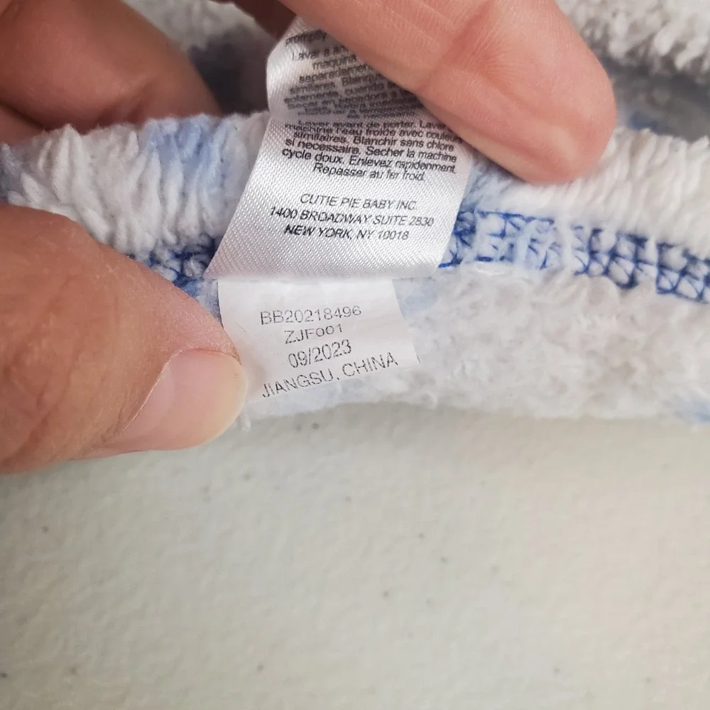 Baby Gear Blue Gray‎ Elephants Fleece Baby Blanket White 30x40 Pre-loved